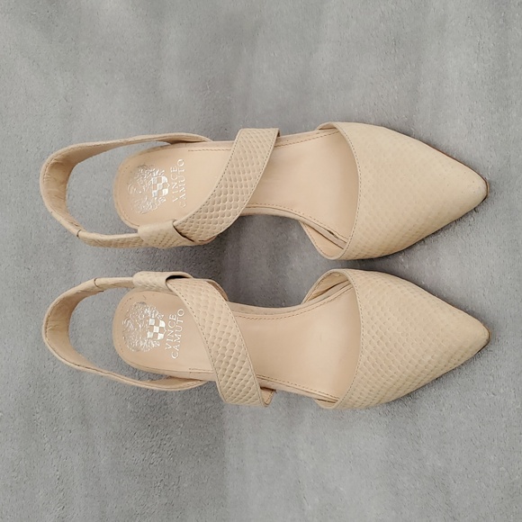 VINCE CAMUTO Calin Leather Cream Textured Stiletto Heels SIZE: 8½"M - Picture 4 of 16